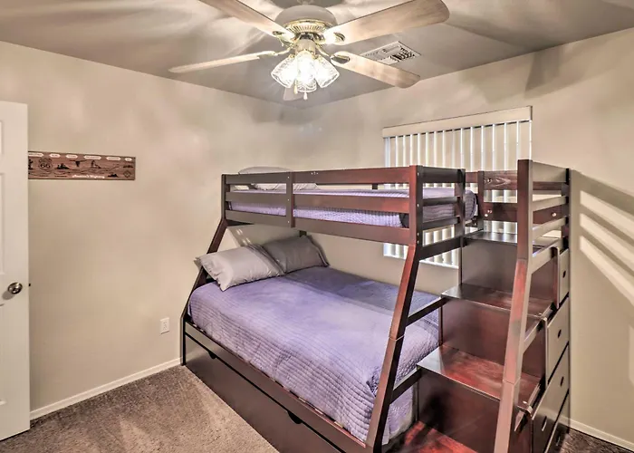 Mohave W/ Hot Tub: 4 Mi To Co River! Holiday home *