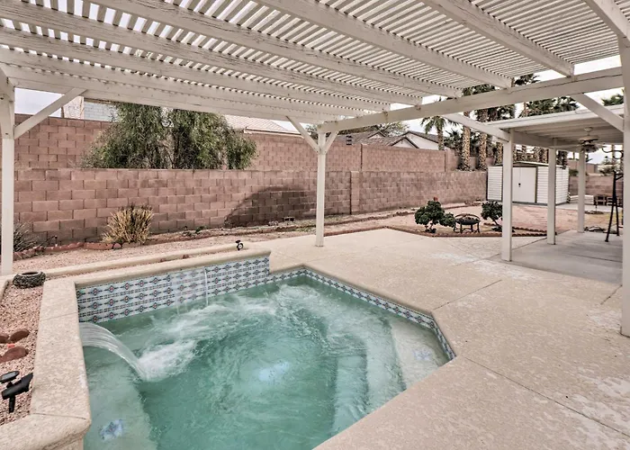 Mohave W/ Hot Tub: 4 Mi To Co River! Fort Mohave